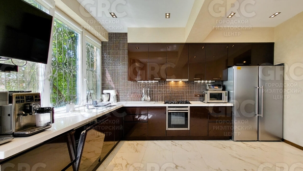 
  Продается дом, 372 м², Сочи
. Фото 13.