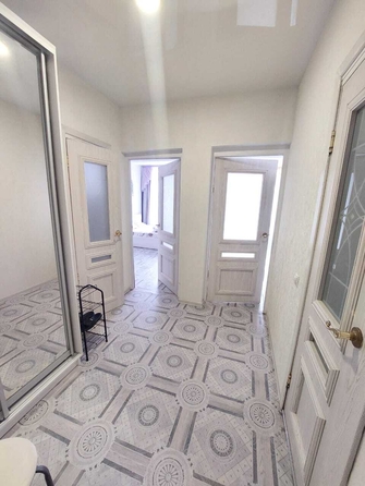 
  Продается 2-комн. квартира, 57 м², Кирова ул, д. 1
. Фото 11.