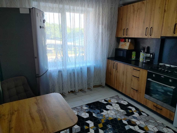 
   Продам 2-комнатную, 49 м², Виноградная ул

. Фото 2.