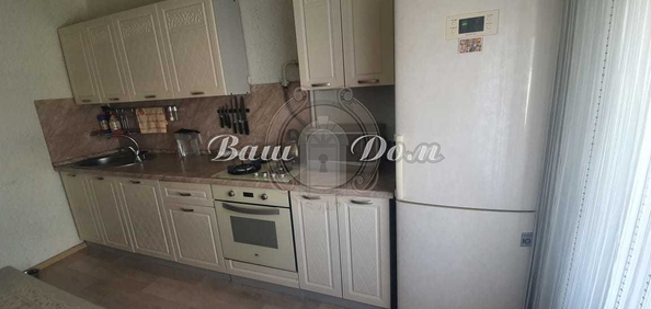 
  Продается 4-комн. квартира, 95 м², Парус мкр, д. 17
. Фото 3.