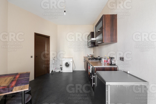 
  Продается 3-комн. квартира, 110.3 м², Виноградная ул
. Фото 8.