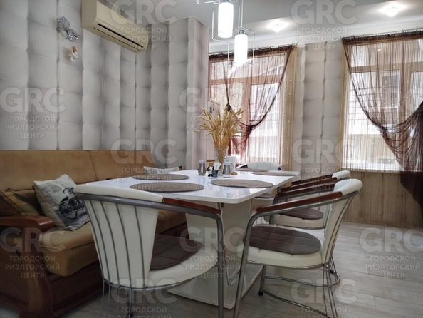 
  Продается 3-комн. квартира, 63 м², Учительская ул, д. 24г
. Фото 1.