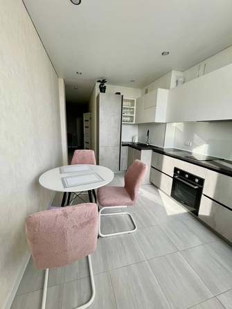 
  Продается 2-комн. квартира, 73 м², Ленина ул, д. 183
. Фото 5.