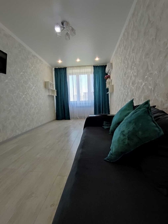 
  Продается 1-комн. квартира, 45 м², Ленина ул, д. 180Ак14
. Фото 6.
