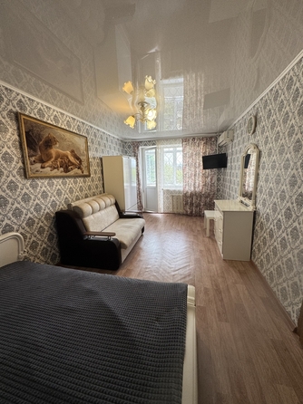 
  Продается 1-комн. квартира, 30 м², Крымская ул, д. 83
. Фото 3.