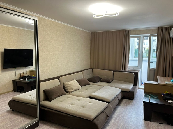 
  Продается 2-комн. квартира, 72 м², Адмирала Пустошкина ул, д. 16
. Фото 5.