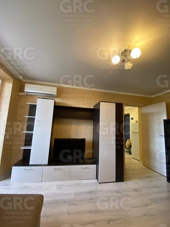 
  Продается 2-комн. квартира, 51.4 м², Туапсинская ул, д. 15
. Фото 10.