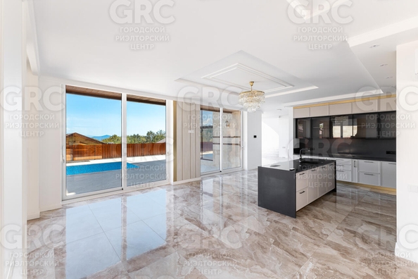 
  Продается коттедж, 360 м², Сочи
. Фото 21.