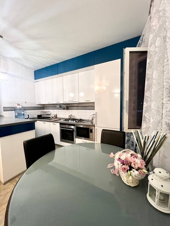 
  Продается 2-комн. квартира, 58 м², Сурикова ул
. Фото 9.