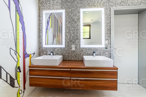 
  Продается дом, 280 м², Сочи
. Фото 13.