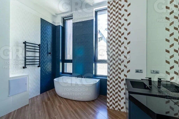 
  Продается дом, 300 м², Сочи
. Фото 9.