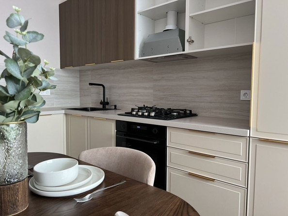 
  Продается 2-комн. квартира, 74 м², Ленина ул, д. 195
. Фото 17.