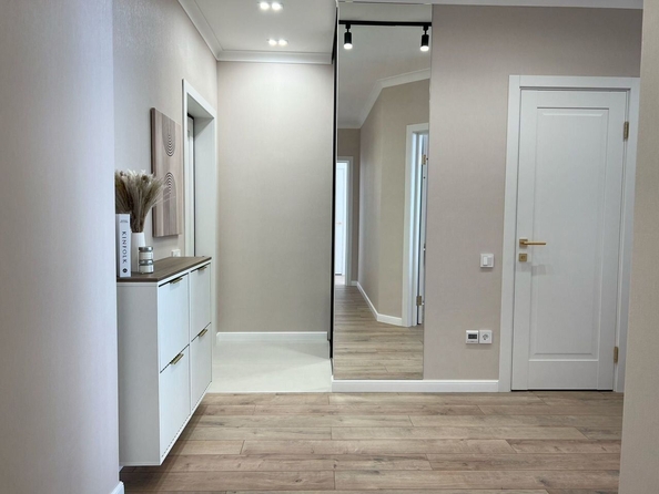 
  Продается 2-комн. квартира, 74 м², Ленина ул, д. 195
. Фото 32.