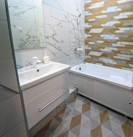 
  Продается 2-комн. квартира, 72 м², Омелькова ул, д. 93
. Фото 8.