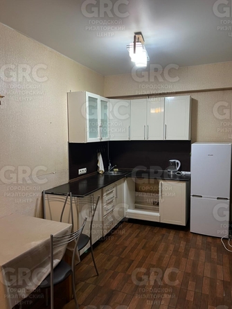 
  Продается 2-комн. квартира, 50 м², Клубничная ул, д. 1е
. Фото 3.