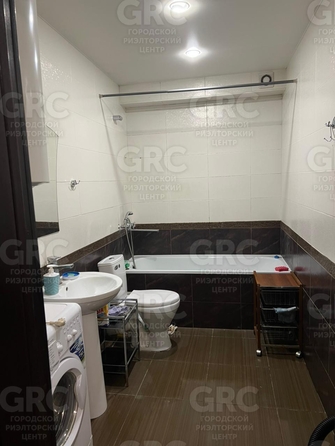 
  Продается 2-комн. квартира, 50 м², Клубничная ул, д. 1е
. Фото 9.