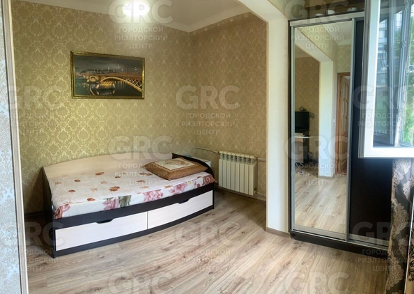 
  Продается 3-комн. квартира, 60 м², Крымская ул, д. 40
. Фото 13.