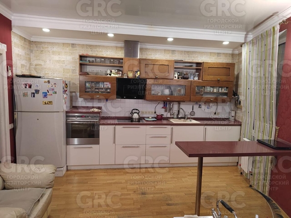 
  Продается 3-комн. квартира, 75 м², Юных Ленинцев ул, д. 10
. Фото 1.