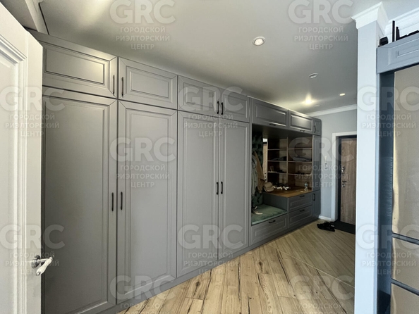 
  Продается 3-комн. квартира, 85.5 м², Полтавская ул, д. 54
. Фото 18.