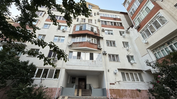 
  Продается 1-комн. квартира, 43 м², Родниковая ул, д. 2А
. Фото 1.