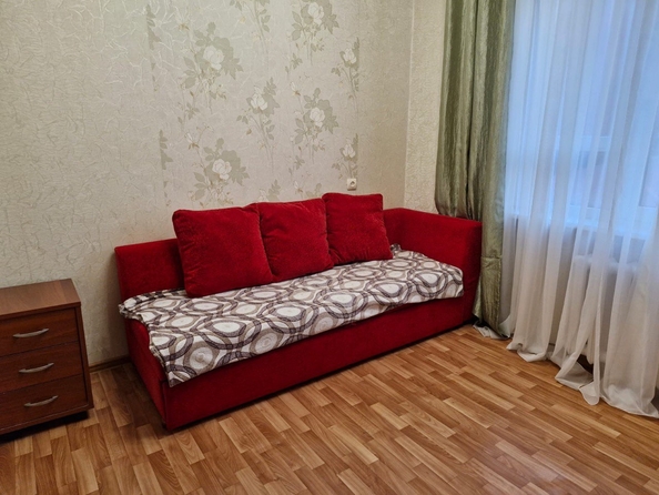 
  Продается 4-комн. квартира, 76 м², Ленина ул, д. 143
. Фото 16.