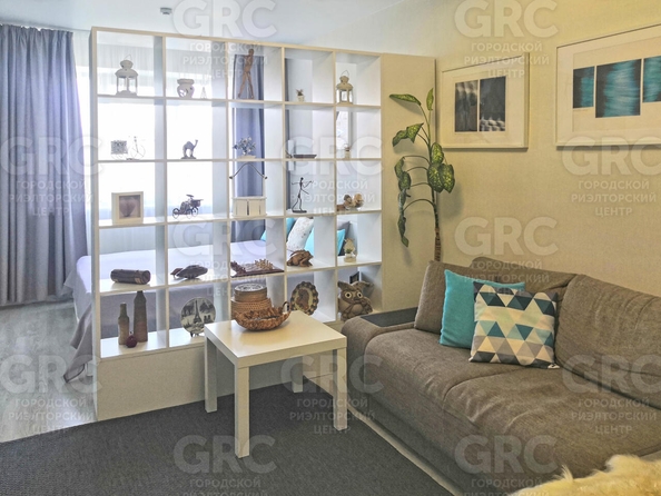
  Продается 2-комн. квартира, 53 м², Цюрупы ул, д. 8
. Фото 4.