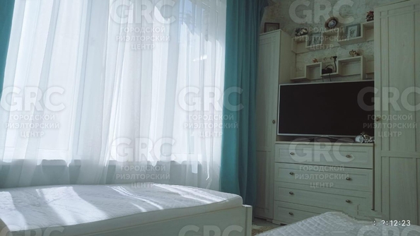 
  Продается 2-комн. квартира, 48 м², Лысая гора ул, д. 10/5
. Фото 8.