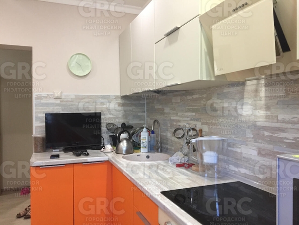 
  Продается 2-комн. квартира, 68.5 м², Вишневая ул, д. 31
. Фото 9.