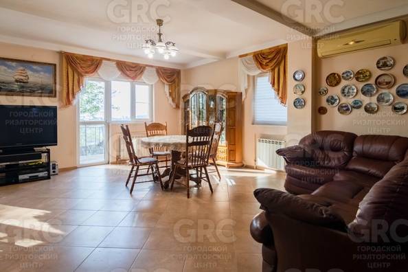 
  Продается дом, 300 м², Сочи
. Фото 7.
