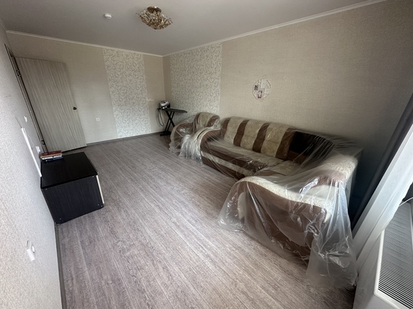 
  Продается 2-комн. квартира, 65 м², Ленина ул, д. 229
. Фото 8.