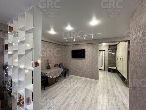 
  Продается 2-комн. квартира, 55 м², Тепличная ул, д. 71
. Фото 19.