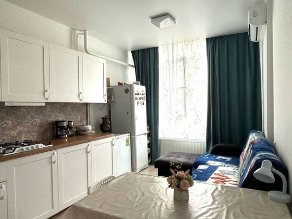 
  Продается 1-комн. квартира, 42 м², Олега Анофриева ул
. Фото 7.