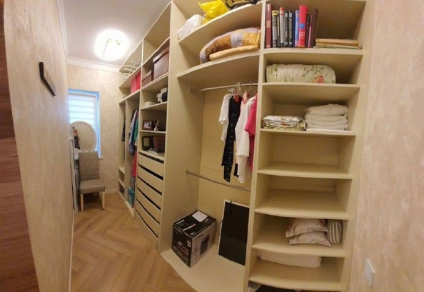 
  Продается 3-комн. квартира, 86 м², Островского ул
. Фото 2.