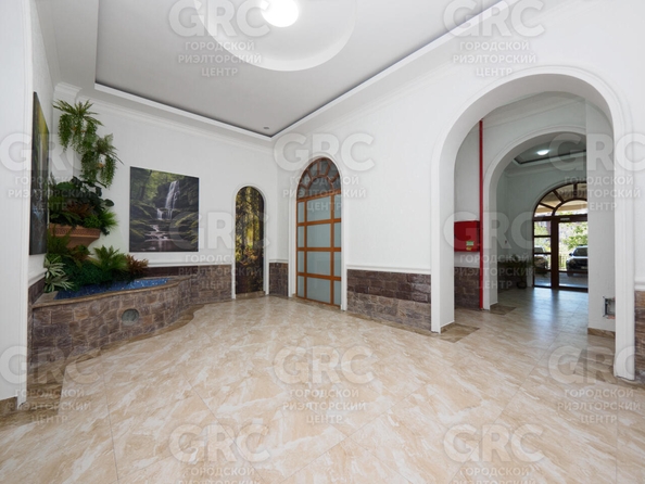 
  Продается 2-комн. квартира, 66.1 м², Бамбуковая ул, д. 48
. Фото 2.