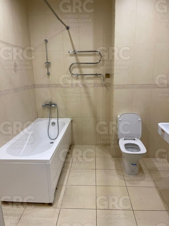
  Продается 3-комн. квартира, 57 м², Туапсинская ул, д. 9/2
. Фото 13.