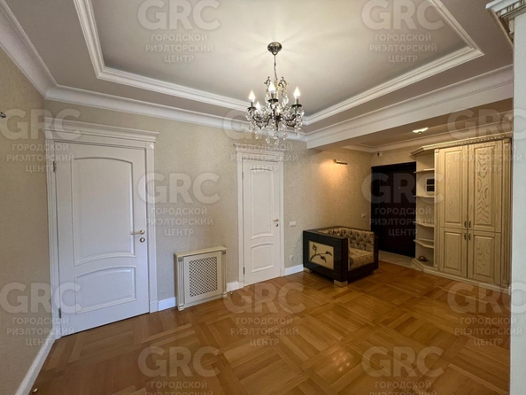 
  Продается 3-комн. квартира, 88 м², Юных Ленинцев ул, д. 10
. Фото 12.