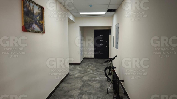 
  Продается 4-комн. квартира, 95 м², Туапсинская ул, д. 19
. Фото 10.