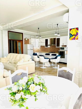 
  Продается 3-комн. квартира, 140 м², Волжская ул, д. 57
. Фото 8.