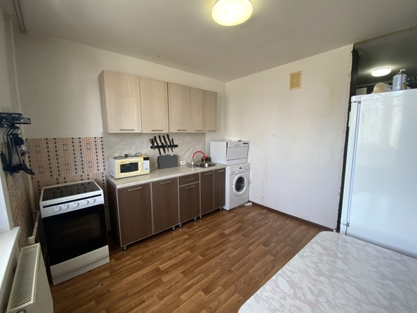 
  Продается 1-комн. квартира, 37 м², Ленина ул, д. 196
. Фото 9.