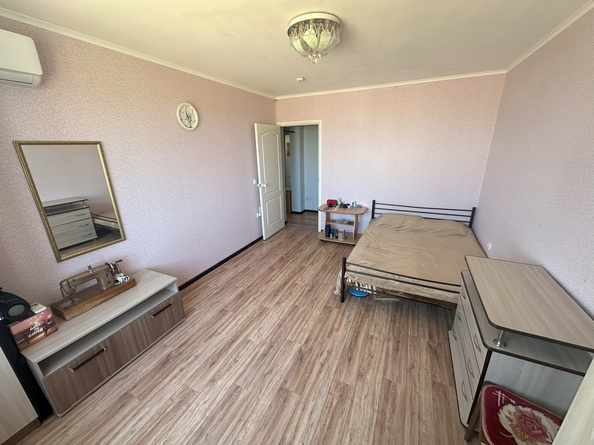 
  Продается 1-комн. квартира, 38 м², Адмирала Пустошкина ул, д. 10
. Фото 4.