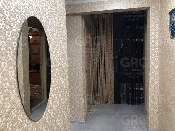 
  Продается 2-комн. квартира, 50.2 м², Батумское шоссе ул, д. 33
. Фото 7.