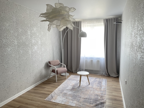 
  Продается 1-комн. квартира, 42 м², Ленина ул, д. 153Б
. Фото 2.