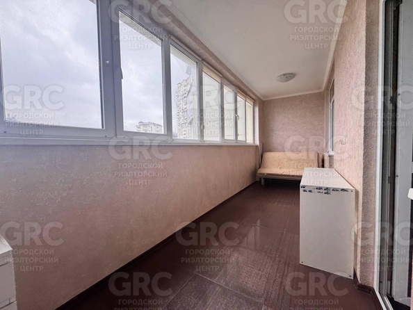 
  Продается 2-комн. квартира, 90 м², Виноградная ул, д. 43В
. Фото 2.