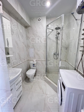 
  Продается 1-комн. квартира, 28.4 м², Волжская ул, д. 34/4
. Фото 8.