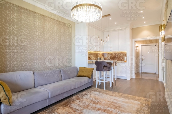 
  Продается 2-комн. квартира, 60 м², Парковая ул, д. 5
. Фото 2.