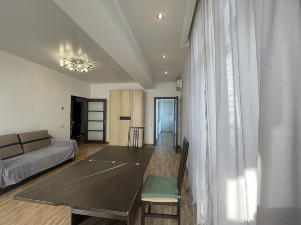 
  Продается 2-комн. квартира, 61 м², Ильинский пер, д. 18
. Фото 8.