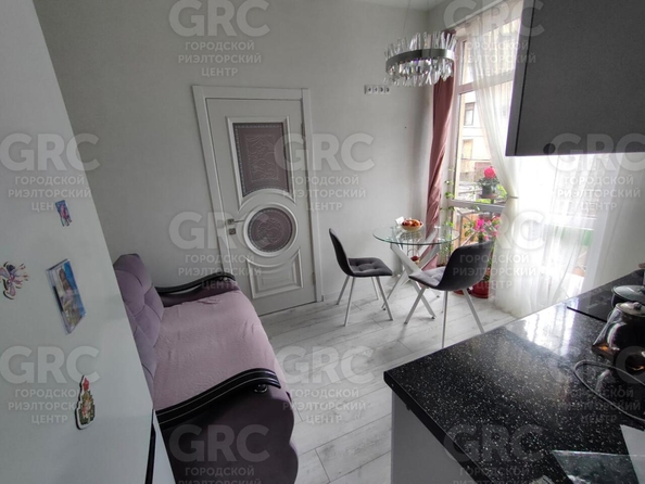 
  Продается 1-комн. квартира, 30 м², Пластунская ул, д. 108
. Фото 6.