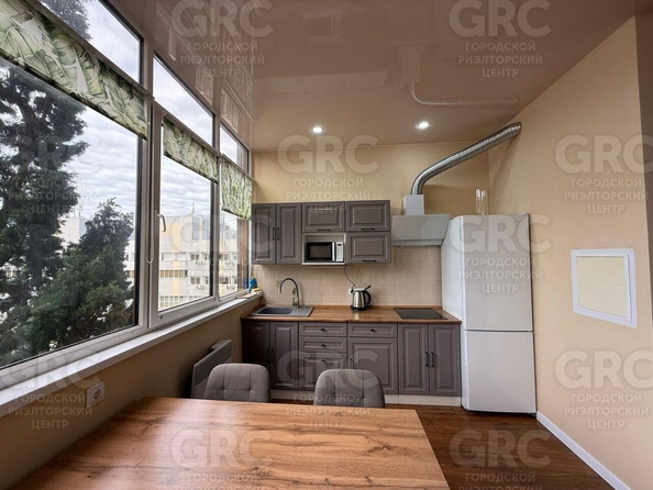 
  Продается 1-комн. квартира, 36 м², Просвещения ул, д. 118/2
. Фото 3.