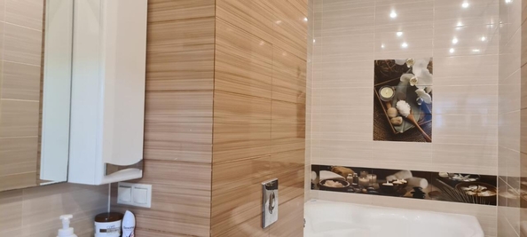 
  Продается 2-комн. квартира, 50 м², Виноградная ул, д. 224
. Фото 12.