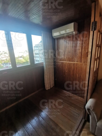 
  Продается 2-комн. квартира, 49 м², Цюрупы ул, д. 10
. Фото 15.